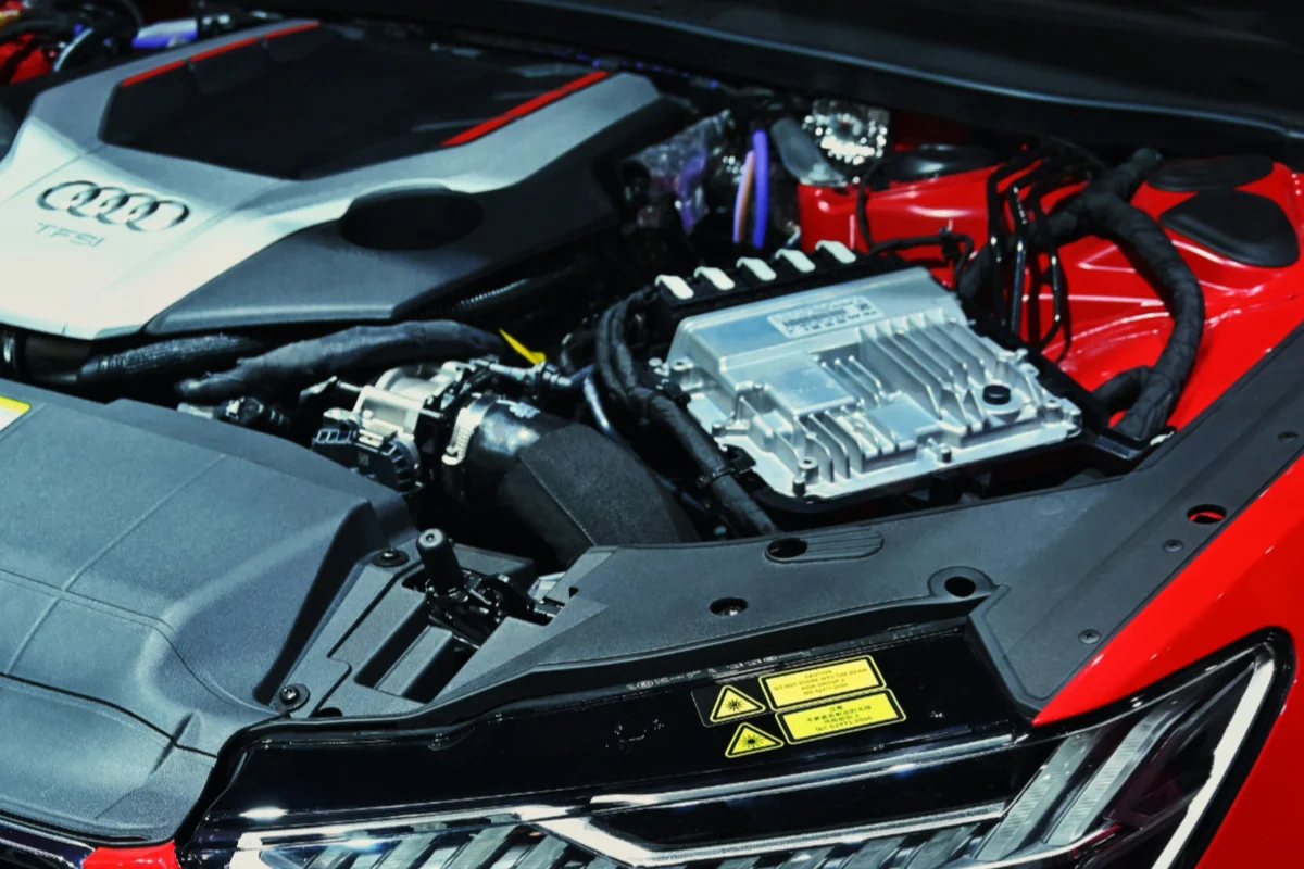 Audi engine compartment